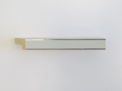 houten-lijst-modern-wit-zilver-33894040