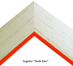 houten-wissellijst-Argento-op-maat-Zilver-met-rode-bies