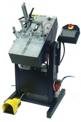 krammachine-Alfamacchine-U500-computergestuurd-met-onderstel