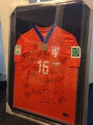shirt-nederlands-elftal-met-medaille