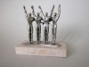 beeld-juichend-volk-van-metaal-12,3-cm-lang
